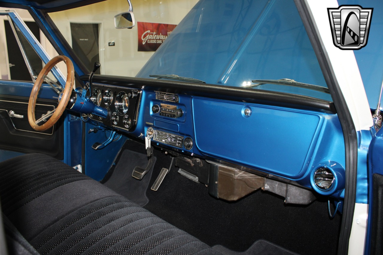 1971 Chevrolet C10 23