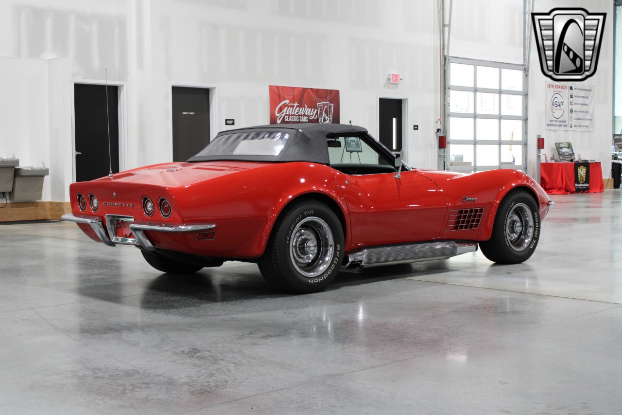 1972 Chevrolet Corvette 13