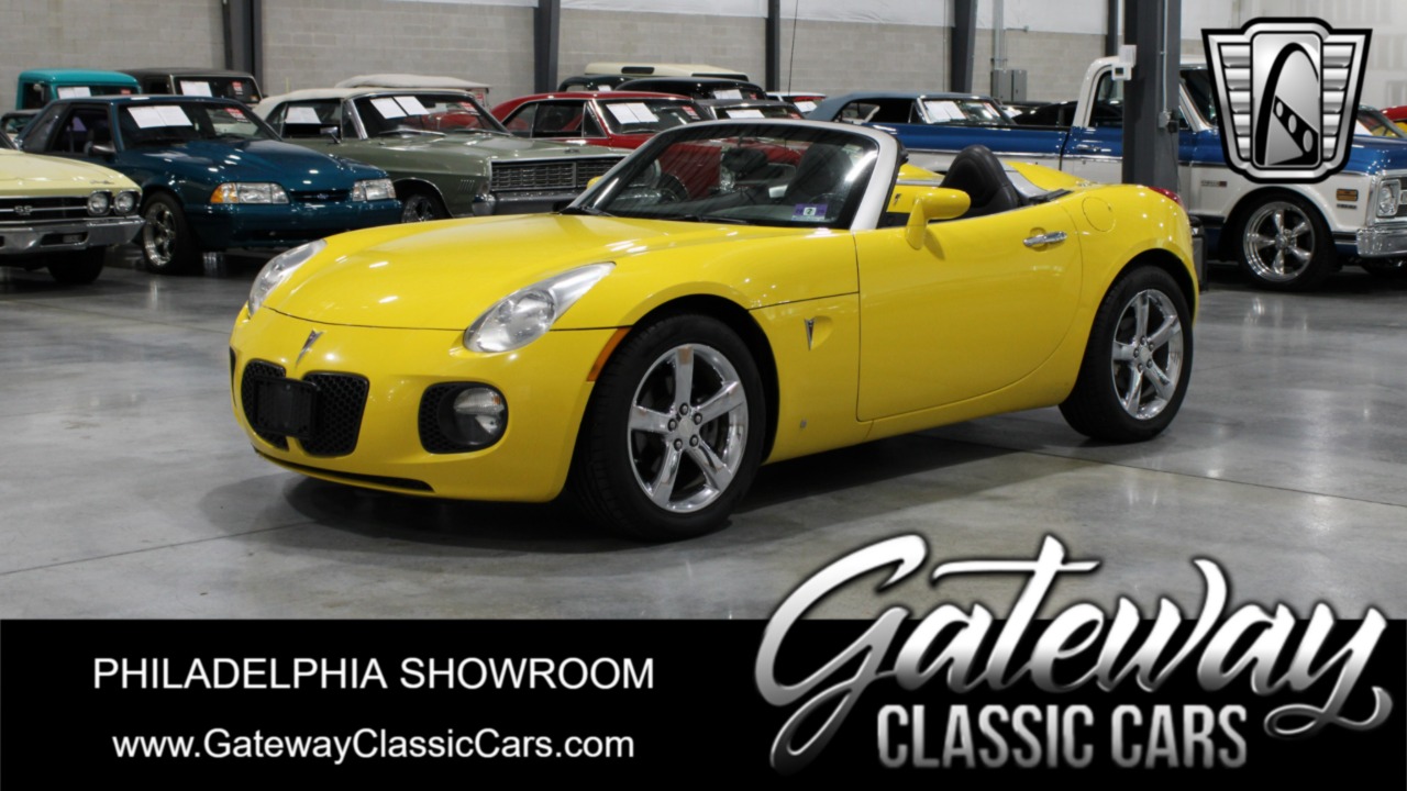 2008 Pontiac Solstice 1