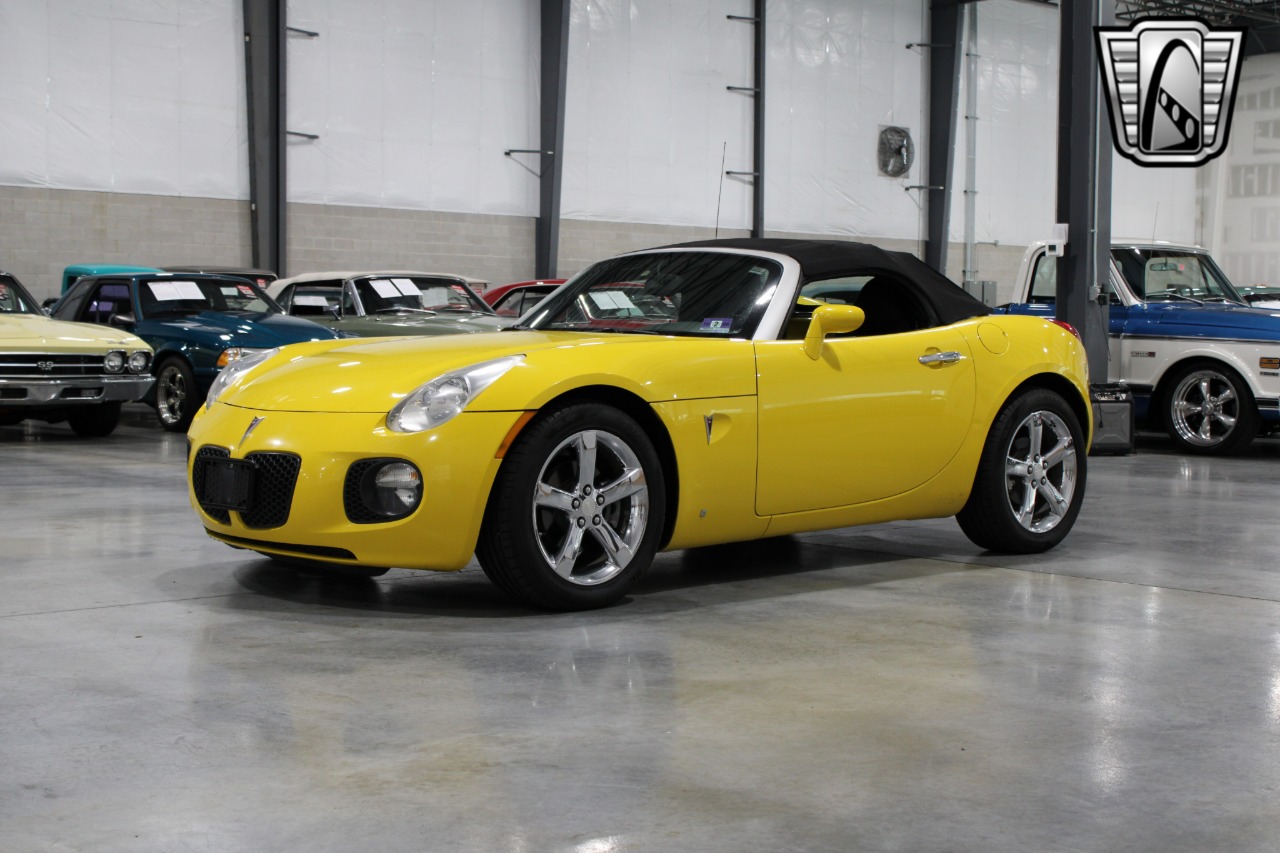 2008 Pontiac Solstice 12
