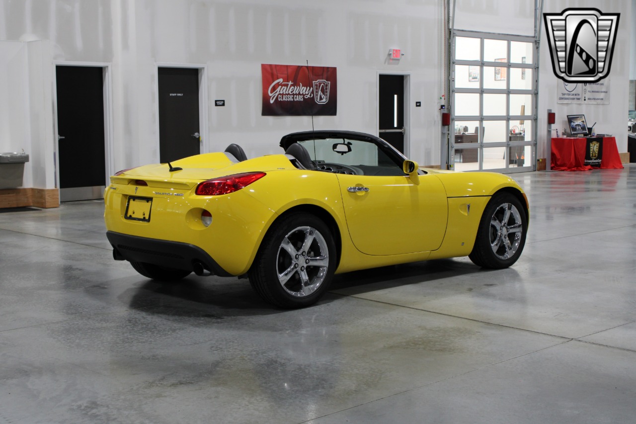 2008 Pontiac Solstice 4