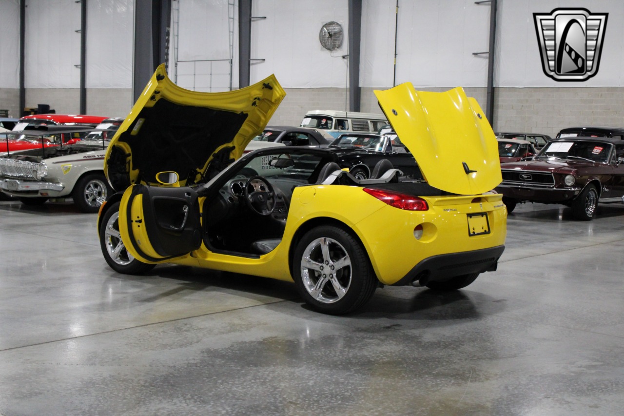 2008 Pontiac Solstice 17