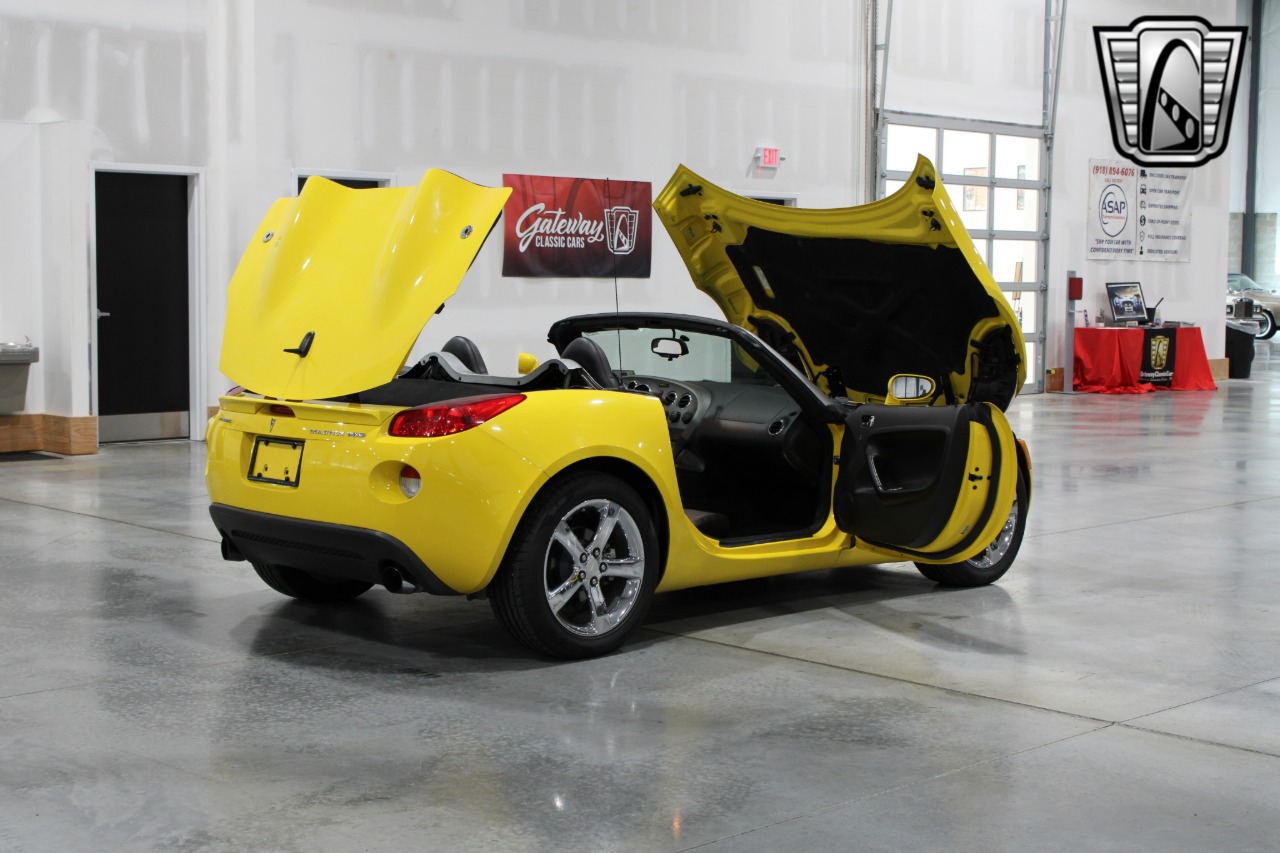 2008 Pontiac Solstice 19
