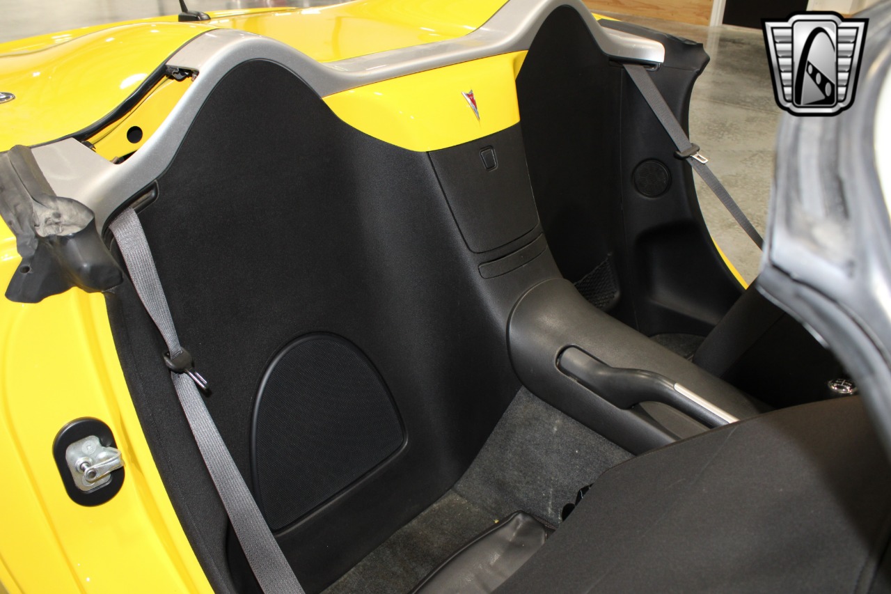 2008 Pontiac Solstice 25