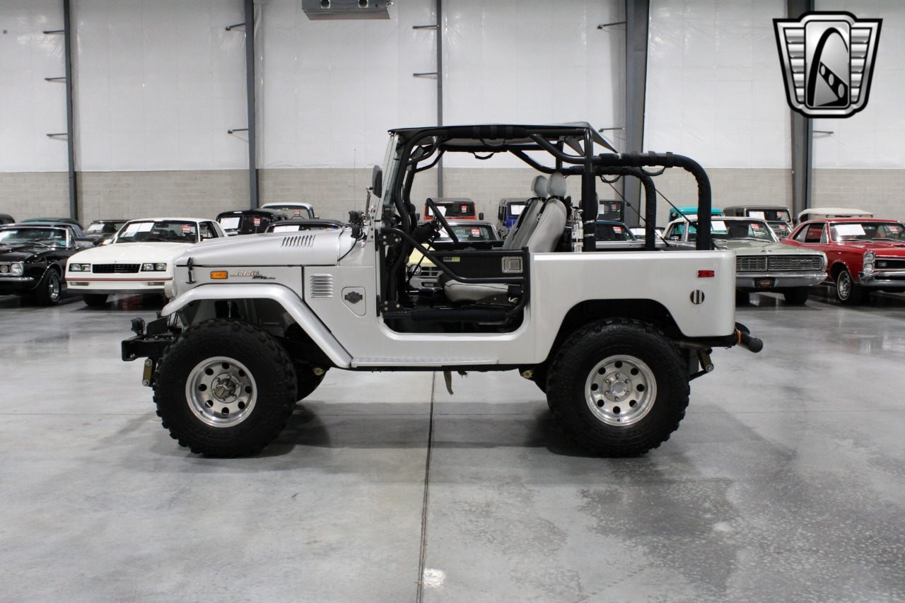 1978 Toyota Land Cruiser 32
