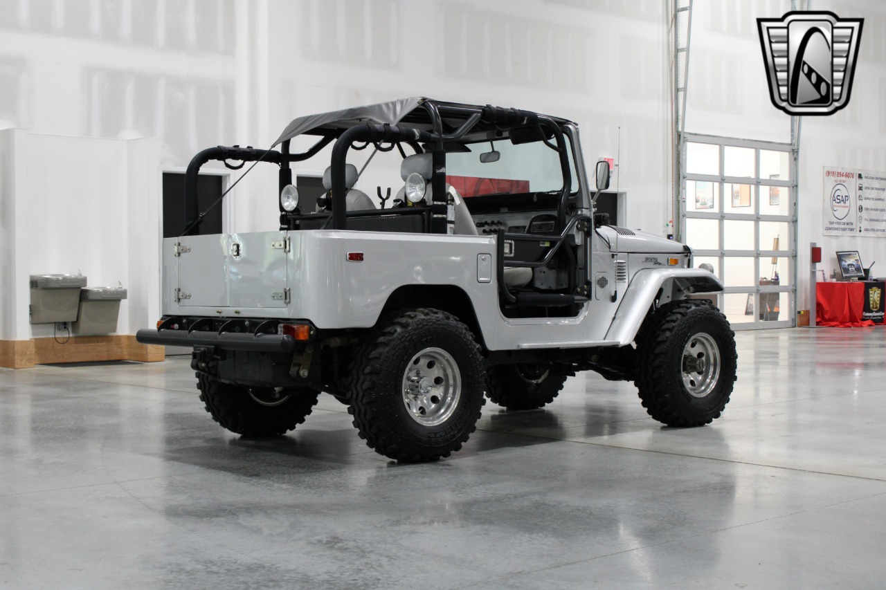 1978 Toyota Land Cruiser 13