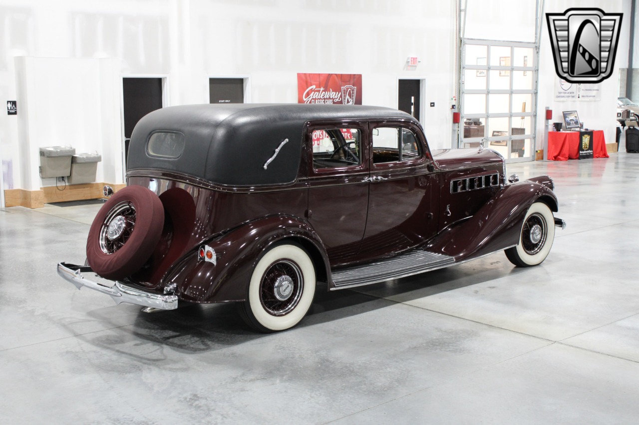 1935 Pierce-Arrow 845 15