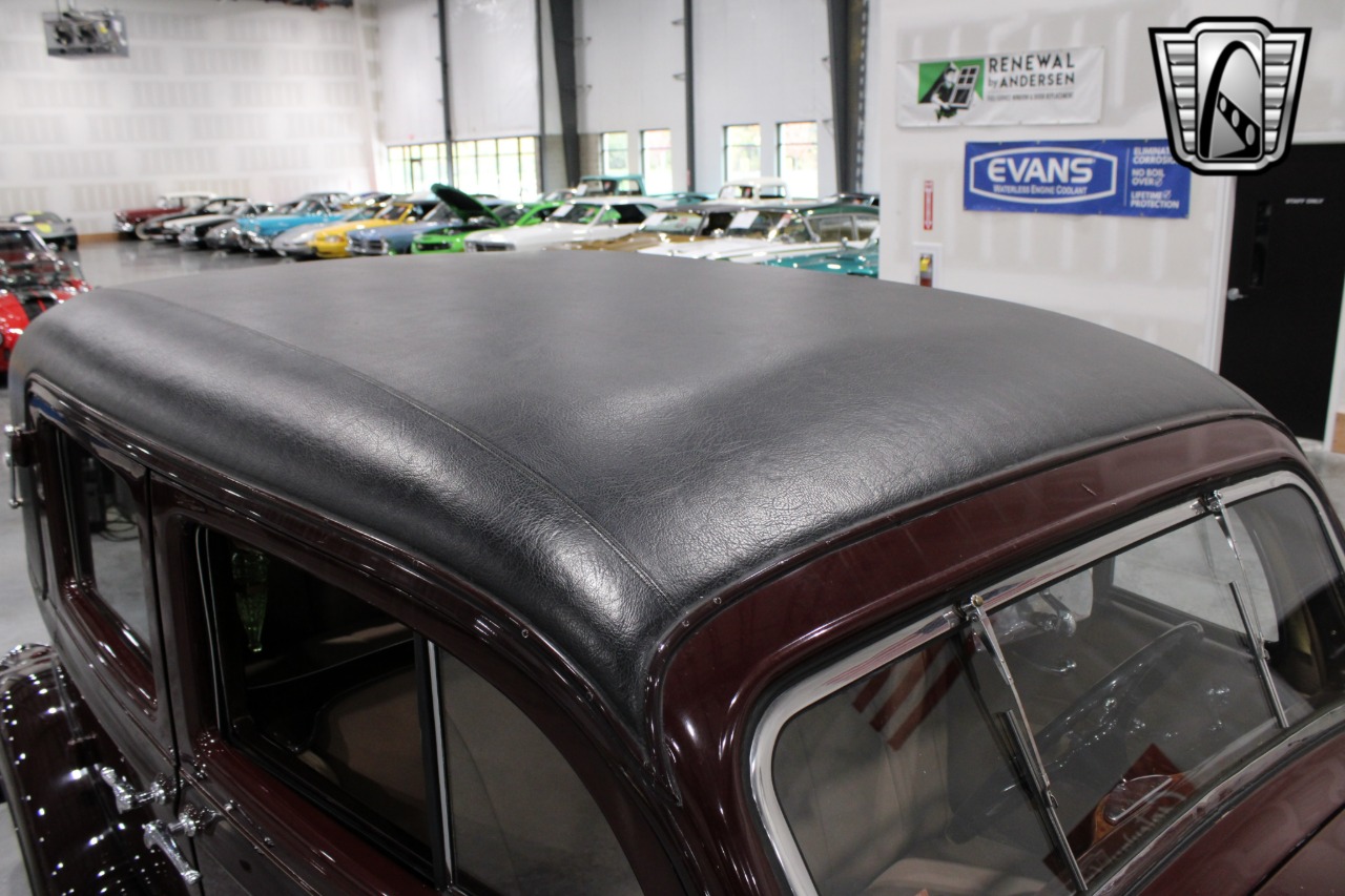 1935 Pierce-Arrow 845 45