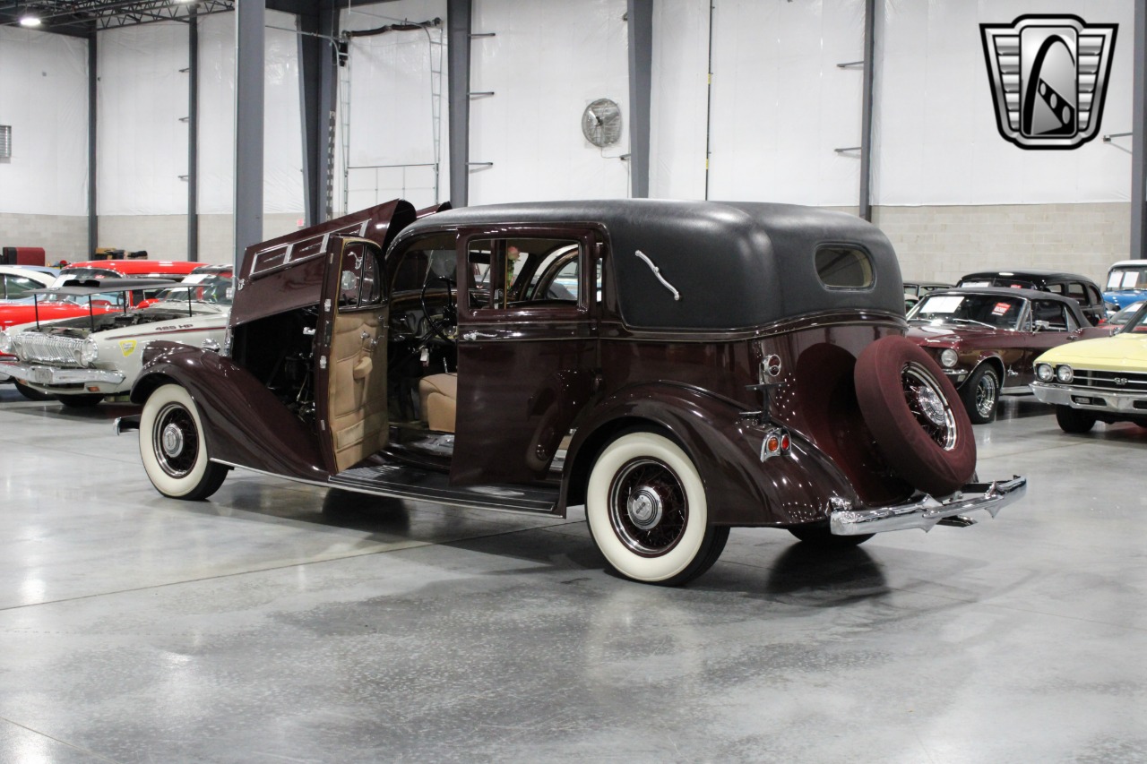 1935 Pierce-Arrow 845 17