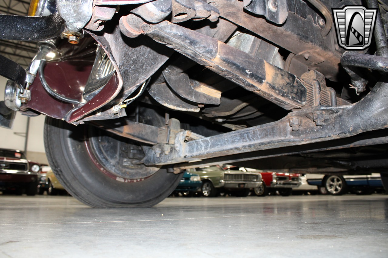 1935 Pierce-Arrow 845 27