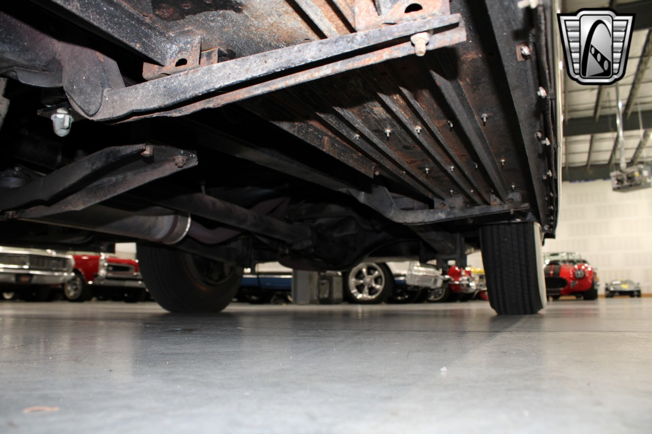 1935 Pierce-Arrow 845 10