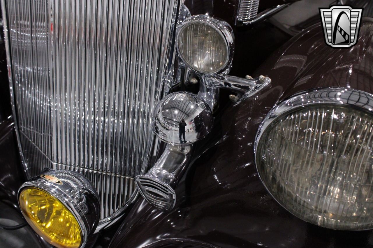 1935 Pierce-Arrow 845 51