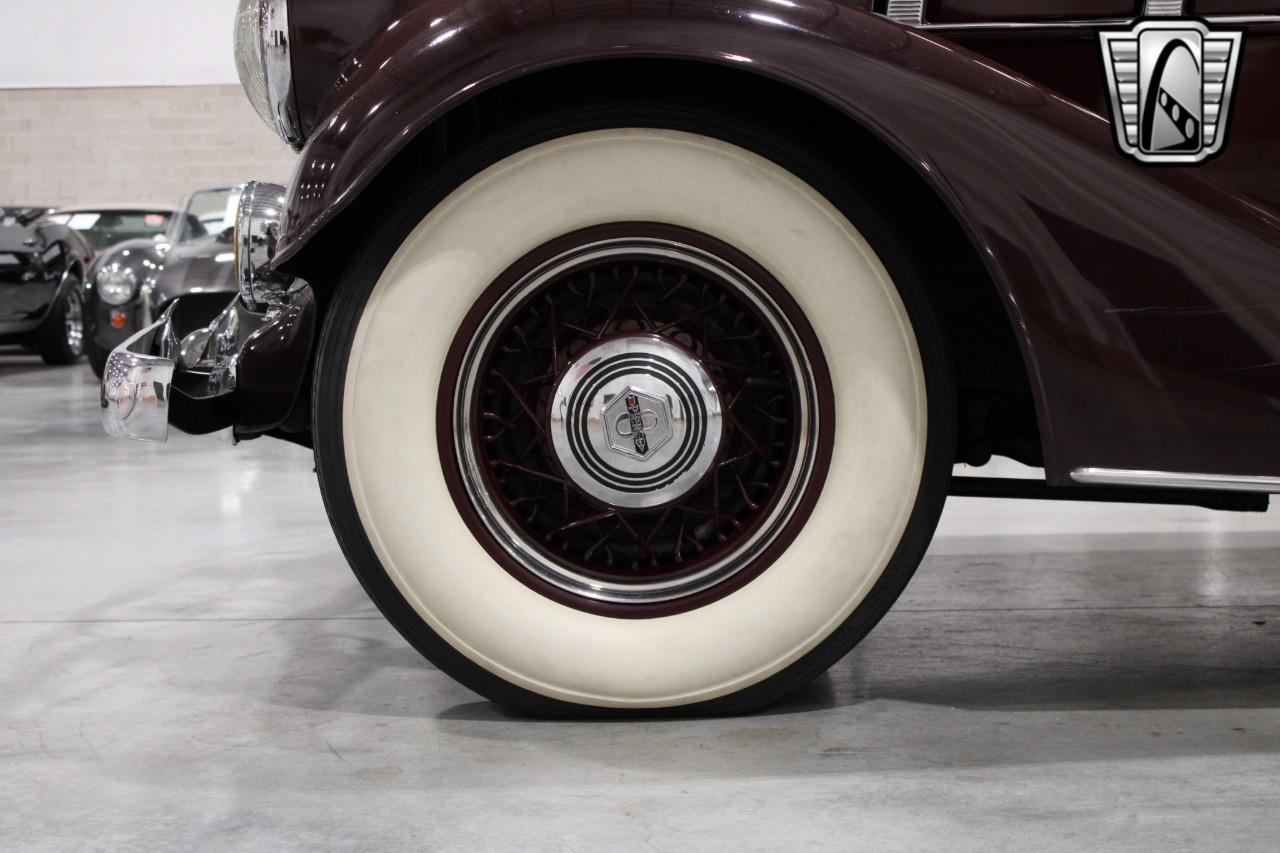 1935 Pierce-Arrow 845 53