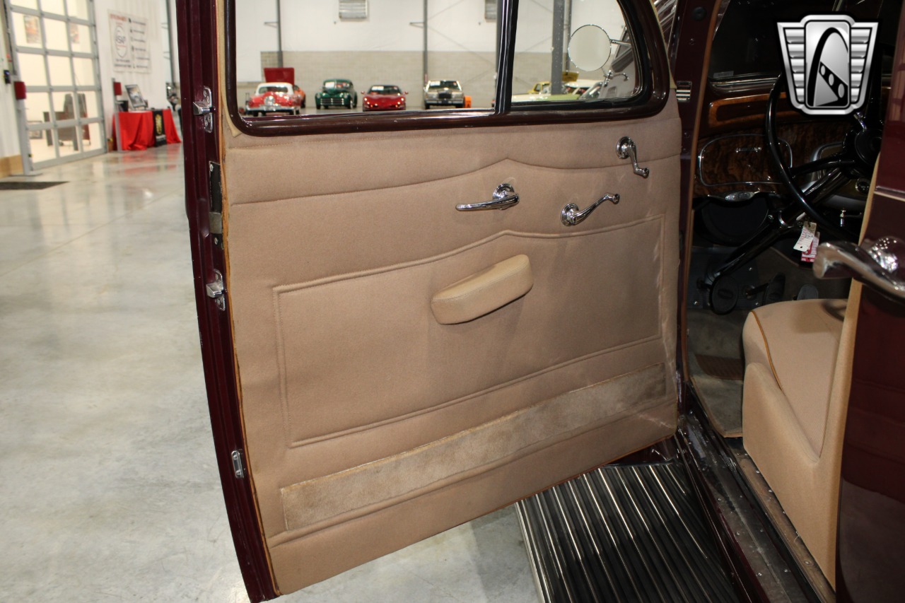 1935 Pierce-Arrow 845 99