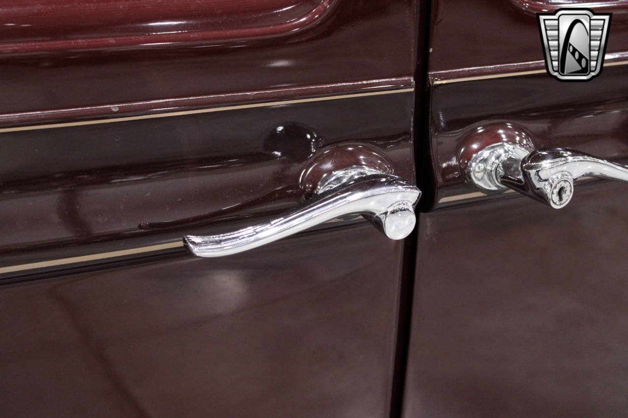 1935 Pierce-Arrow 845 81