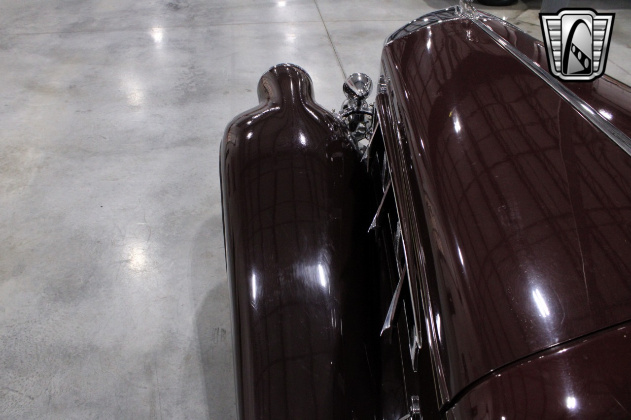 1935 Pierce-Arrow 845 56