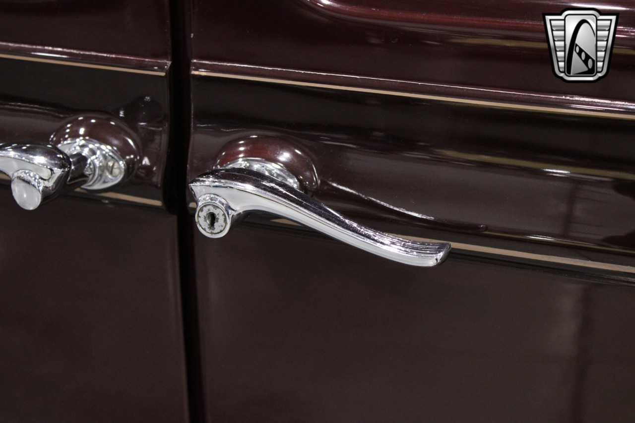 1935 Pierce-Arrow 845 82