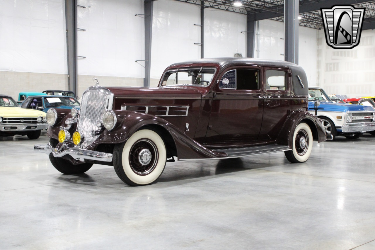 1935 Pierce-Arrow 845 12