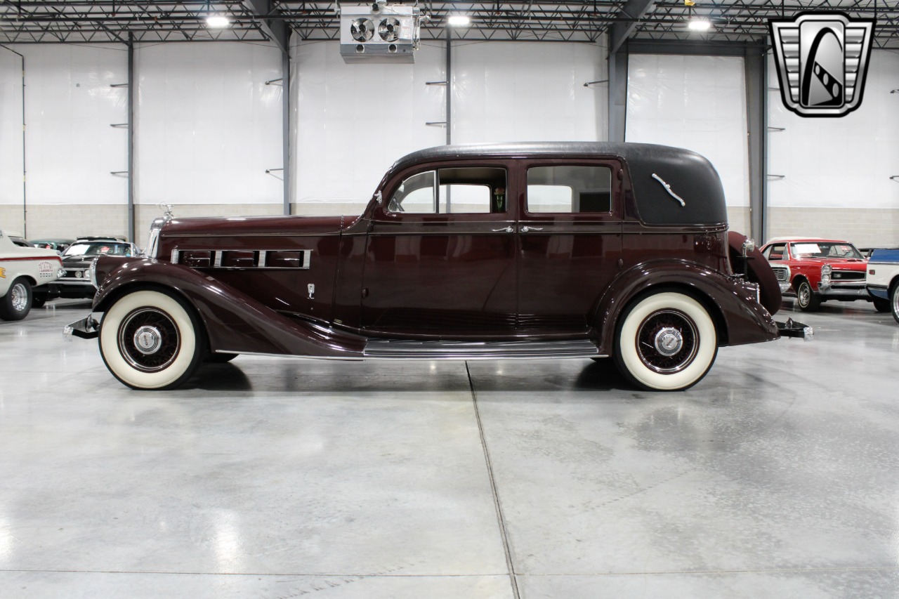 1935 Pierce-Arrow 845 35