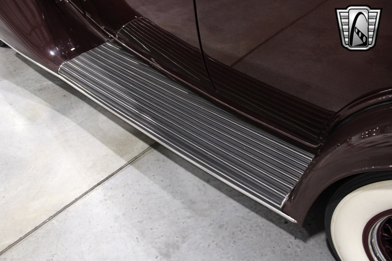 1935 Pierce-Arrow 845 63