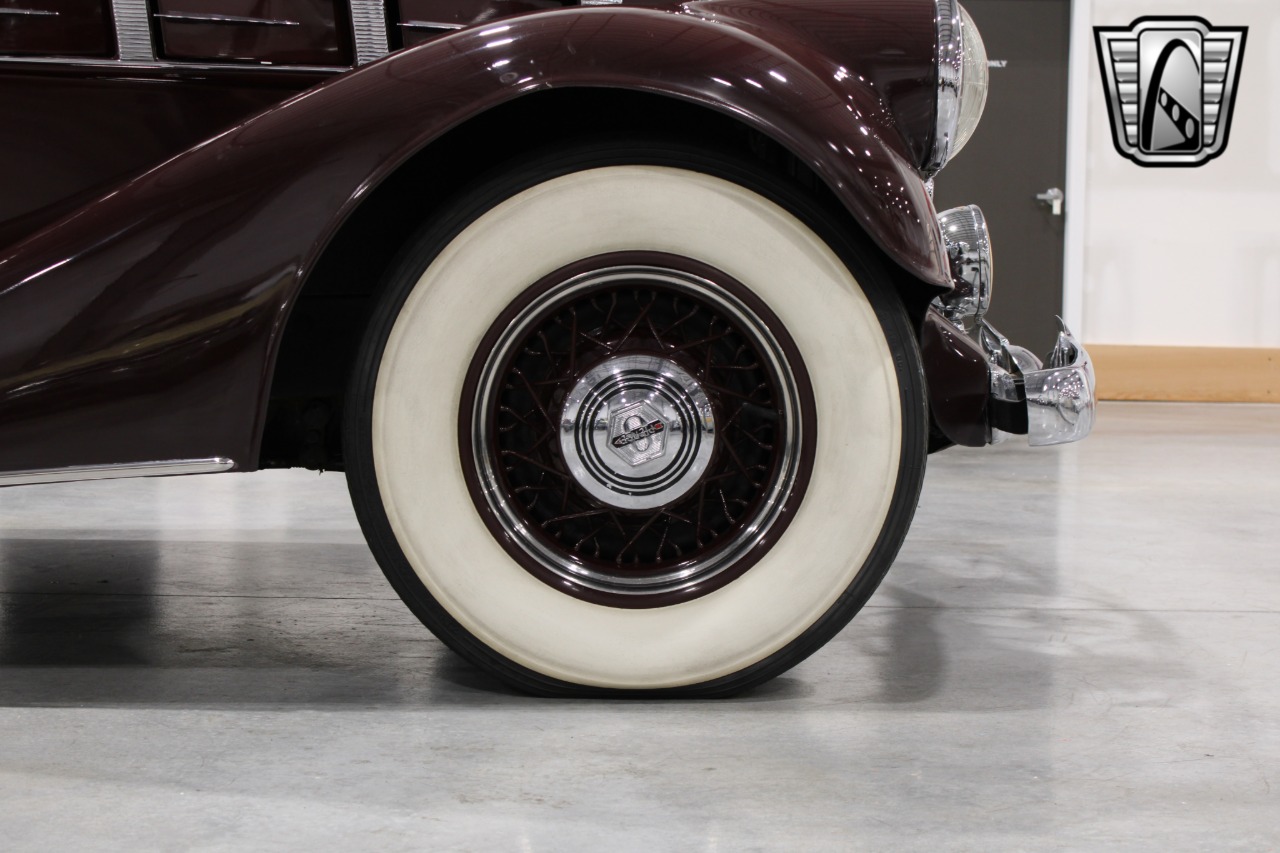 1935 Pierce-Arrow 845 89