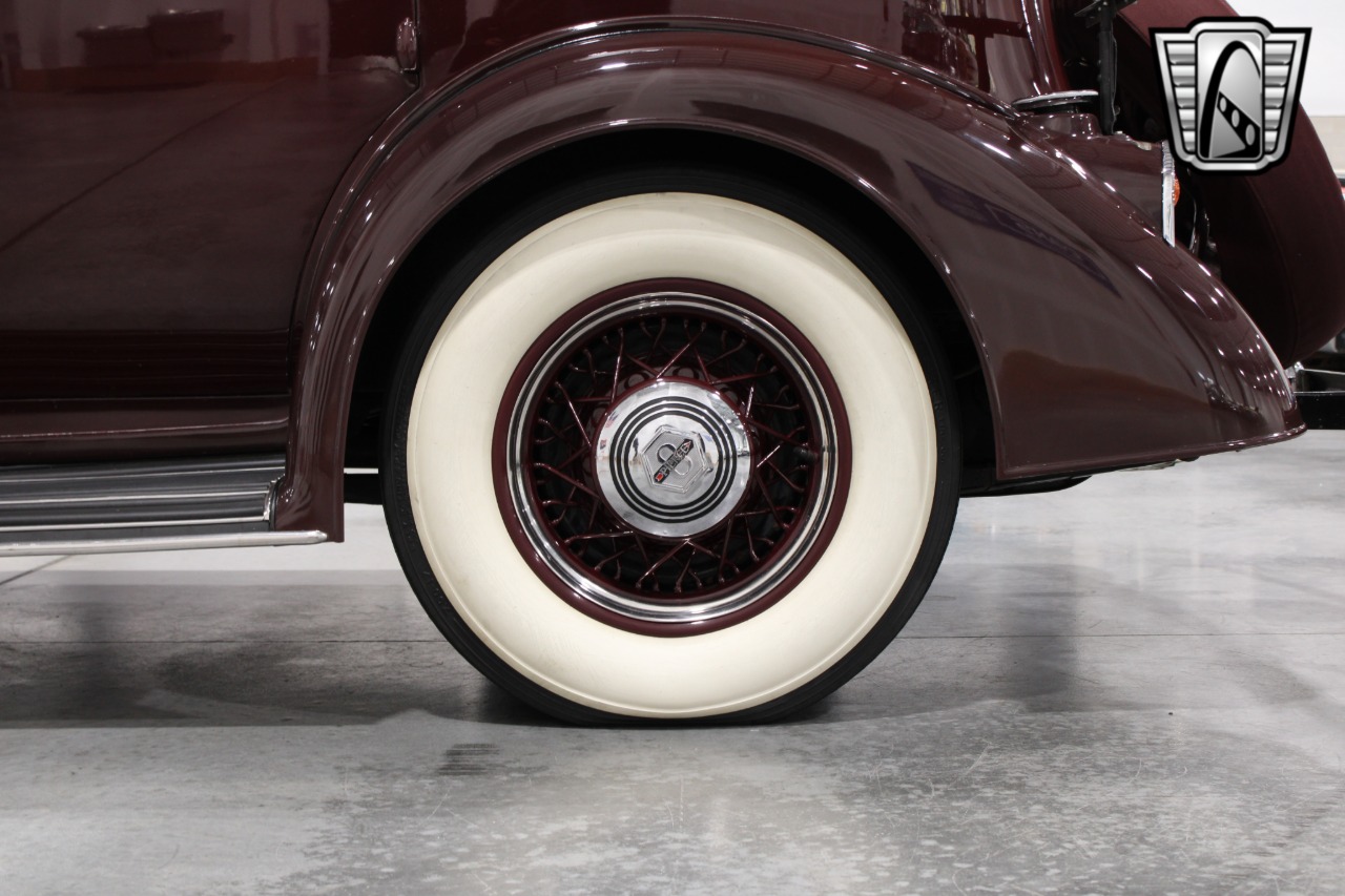 1935 Pierce-Arrow 845 66