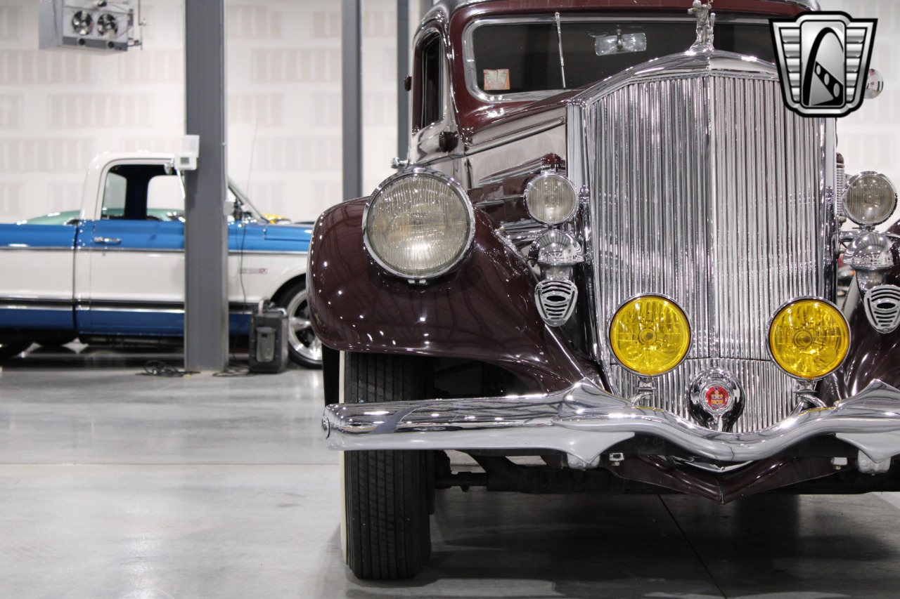 1935 Pierce-Arrow 845 93