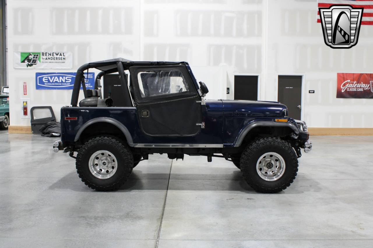 1976 Jeep CJ7 35