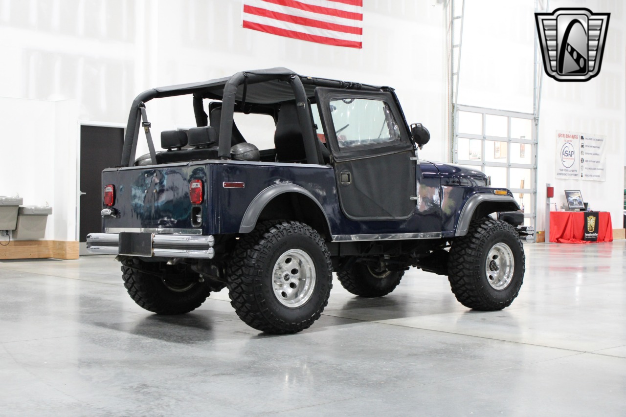 1976 Jeep CJ7 13