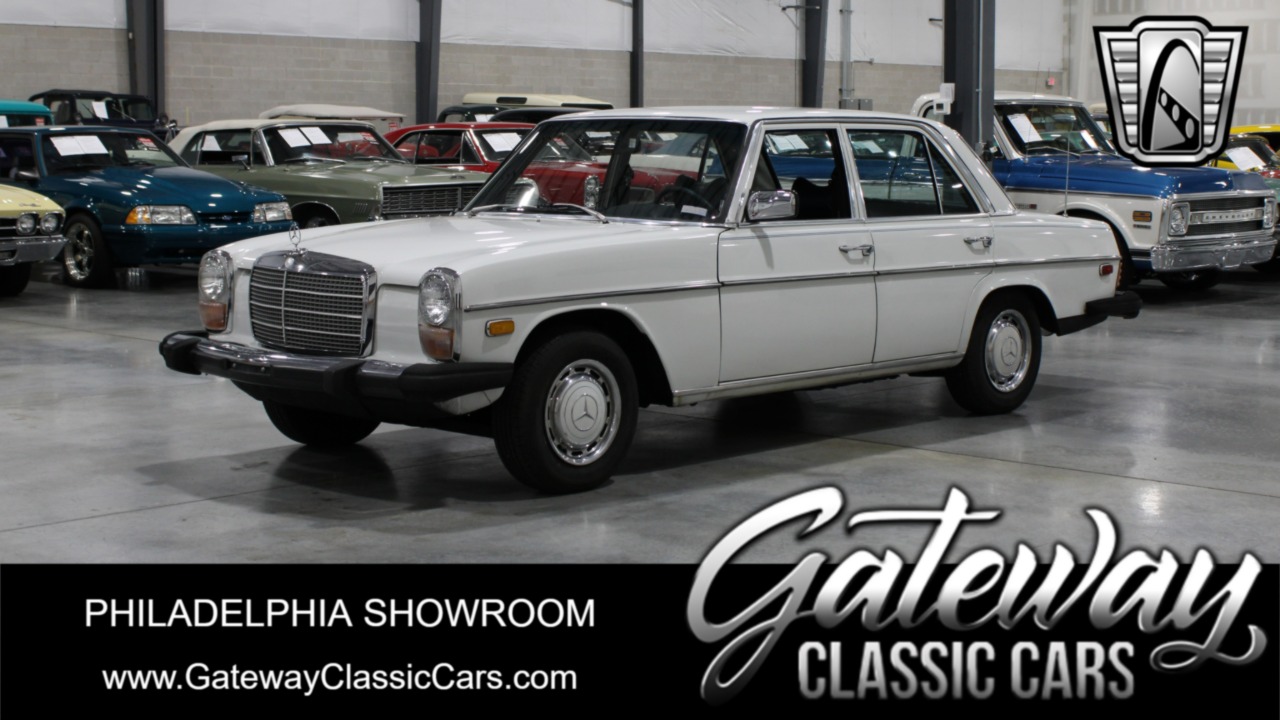 1974 Mercedes-Benz 115 1