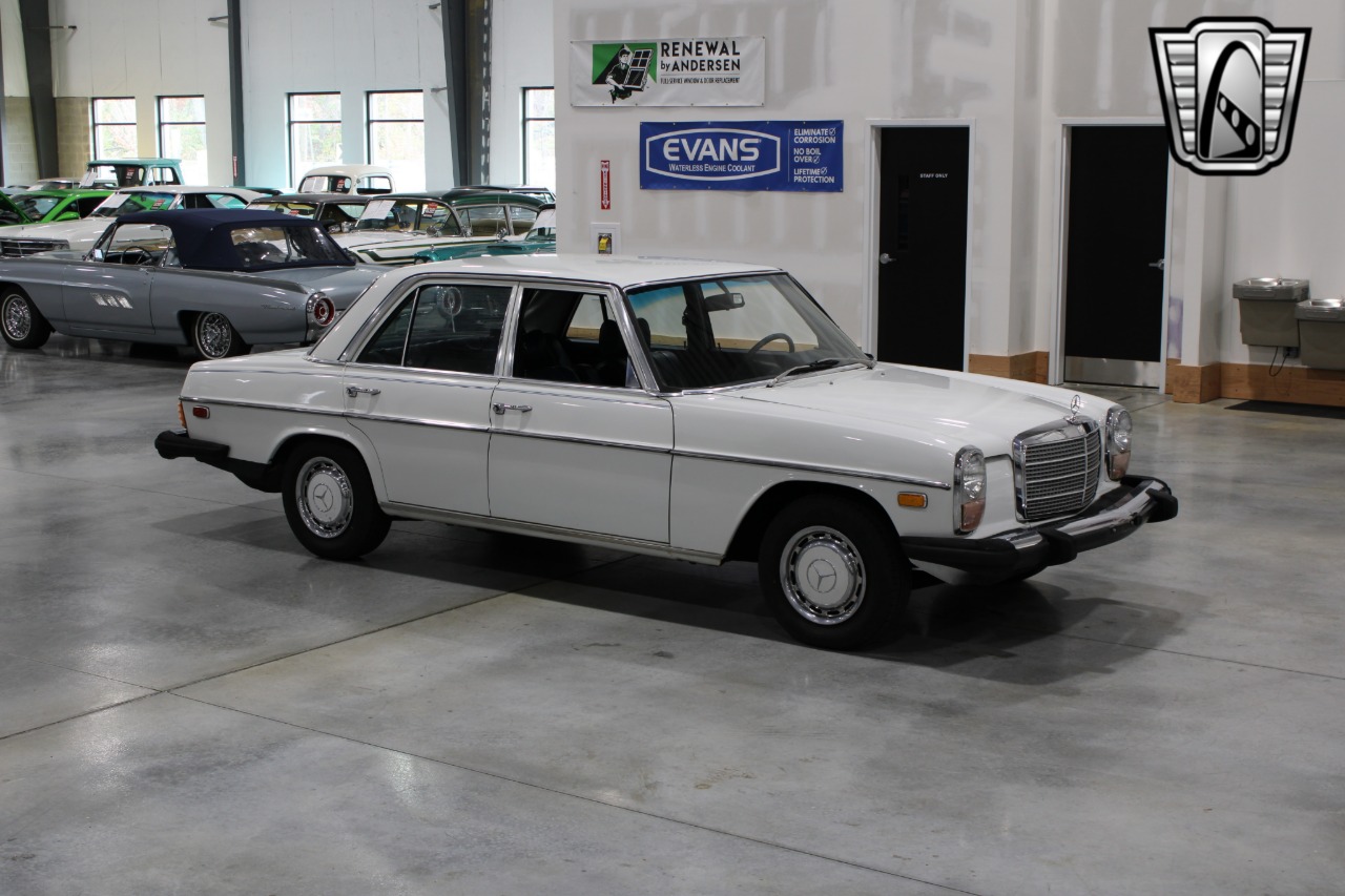 1974 Mercedes-Benz 115 51