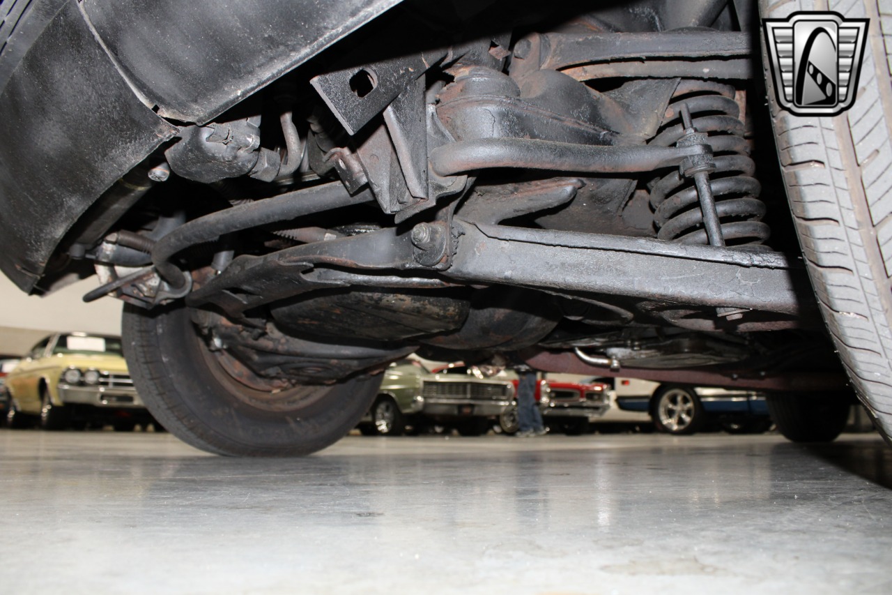 1974 Mercedes-Benz 115 28