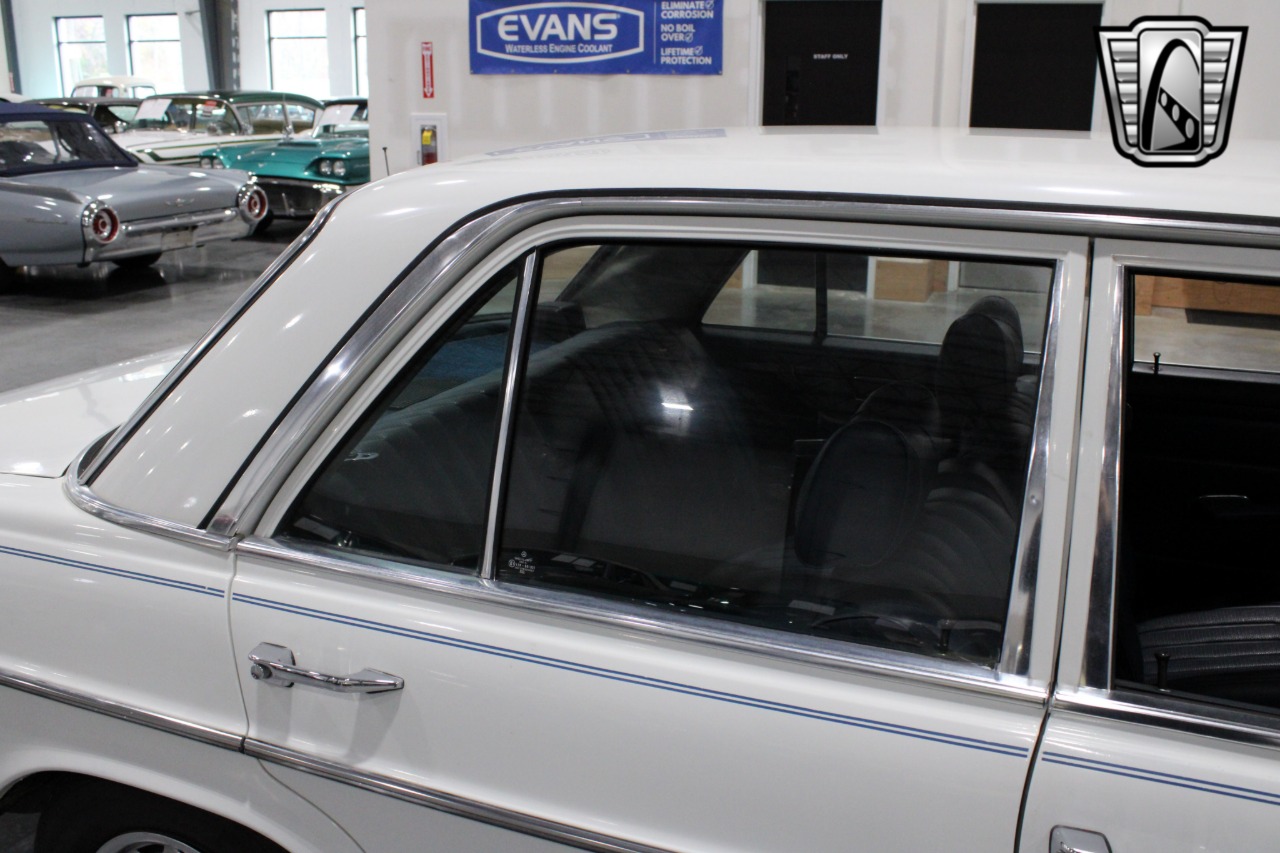 1974 Mercedes-Benz 115 78