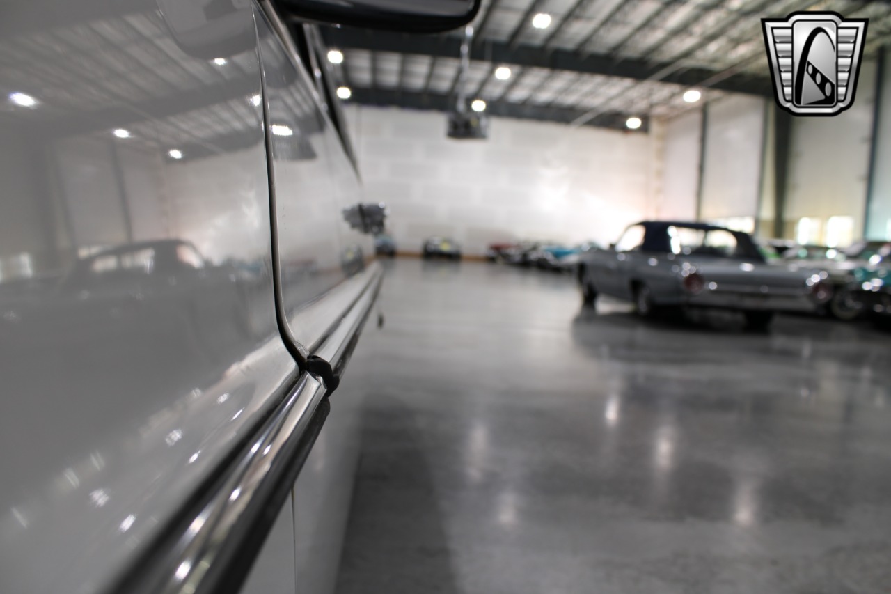 1974 Mercedes-Benz 115 59