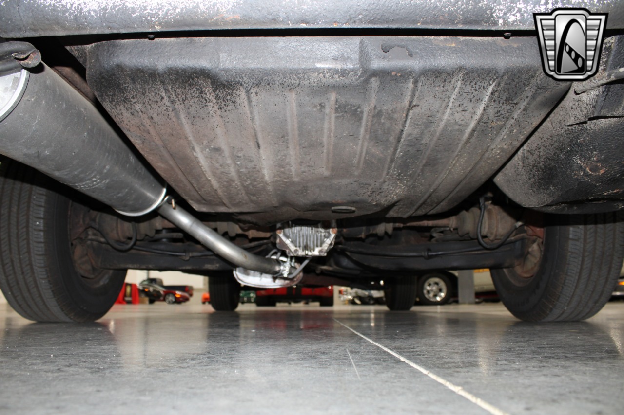 1974 Mercedes-Benz 115 29