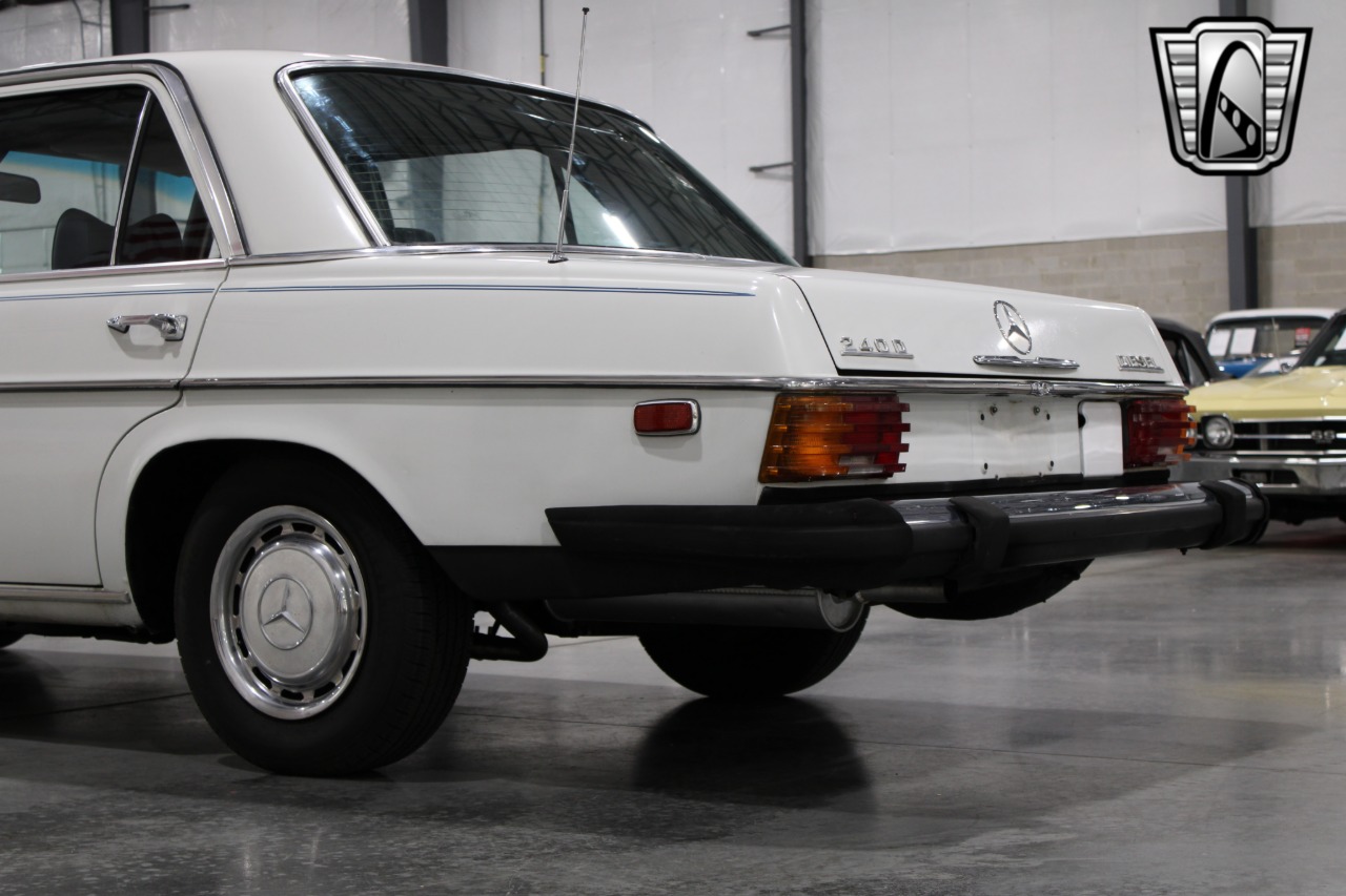 1974 Mercedes-Benz 115 65