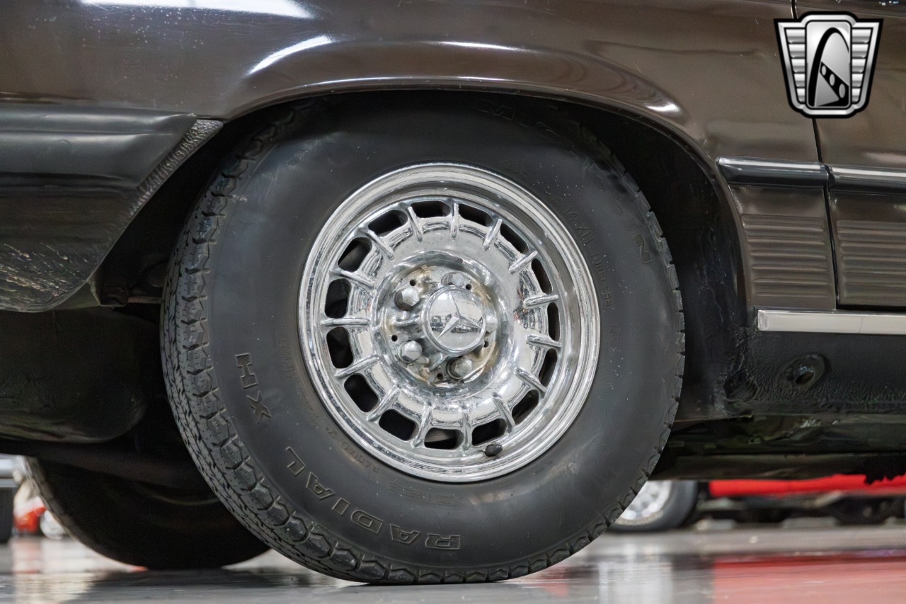 1974 Mercedes-Benz 450 SL 66