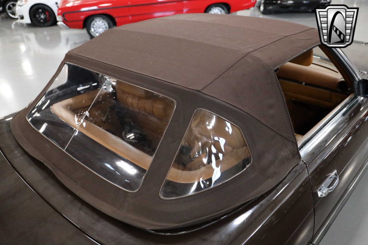 1974 Mercedes-Benz 450 SL 24