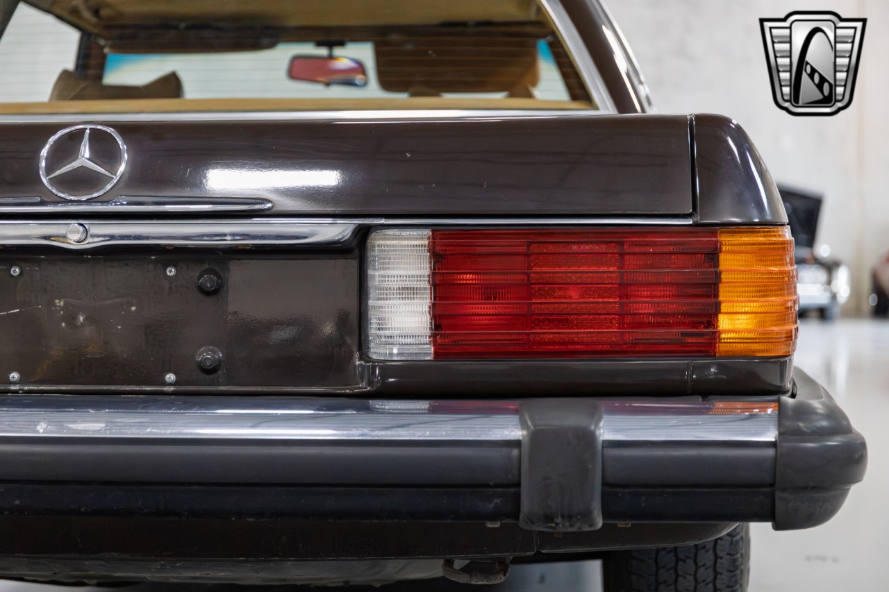 1974 Mercedes-Benz 450 SL 53