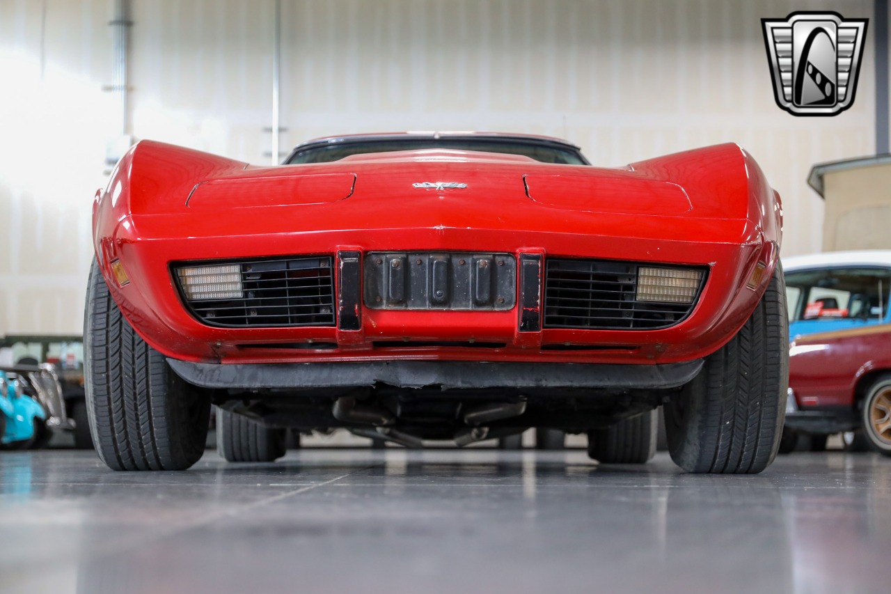 1977 Chevrolet Corvette 33
