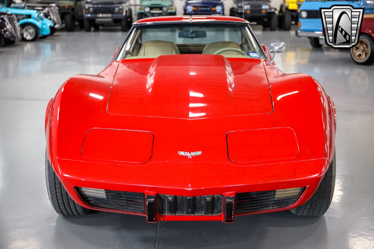 1977 Chevrolet Corvette 35