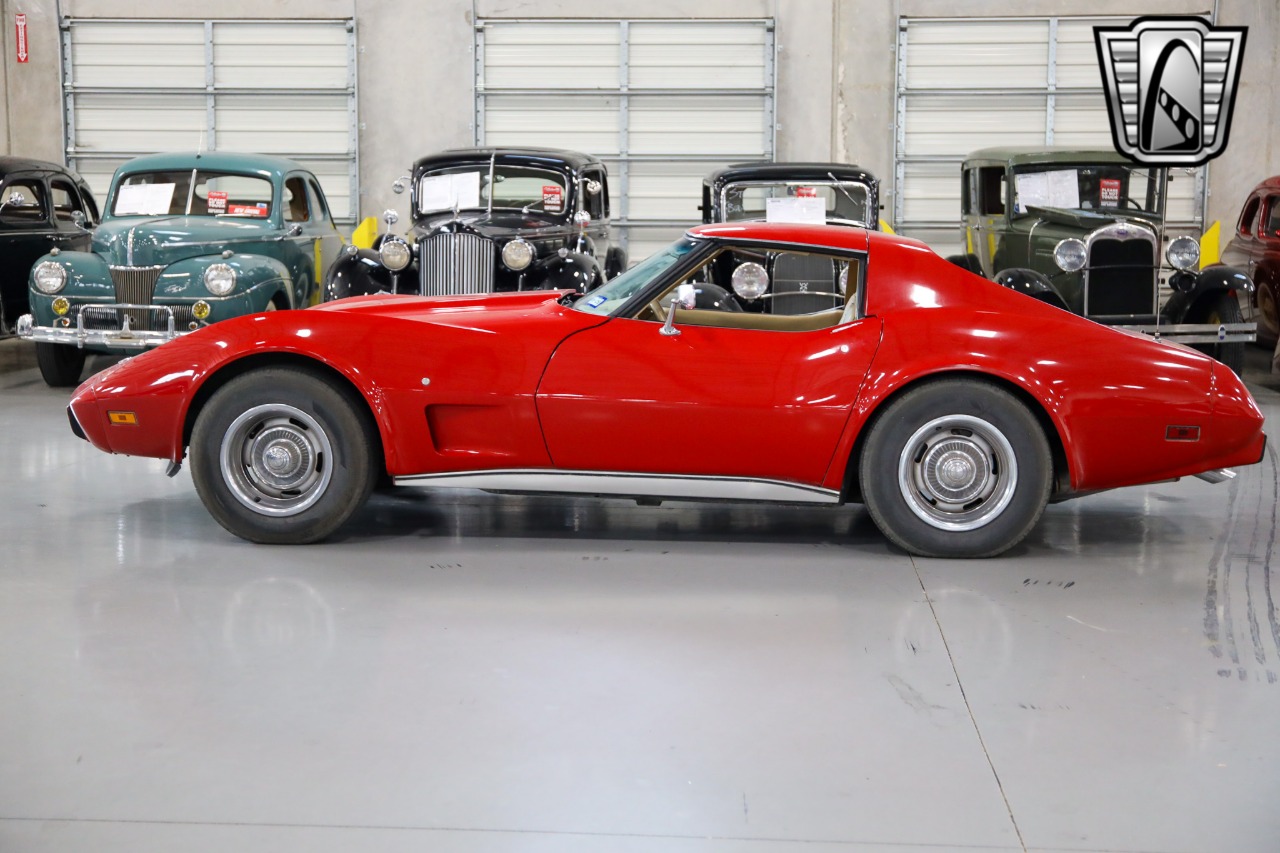 1977 Chevrolet Corvette 39
