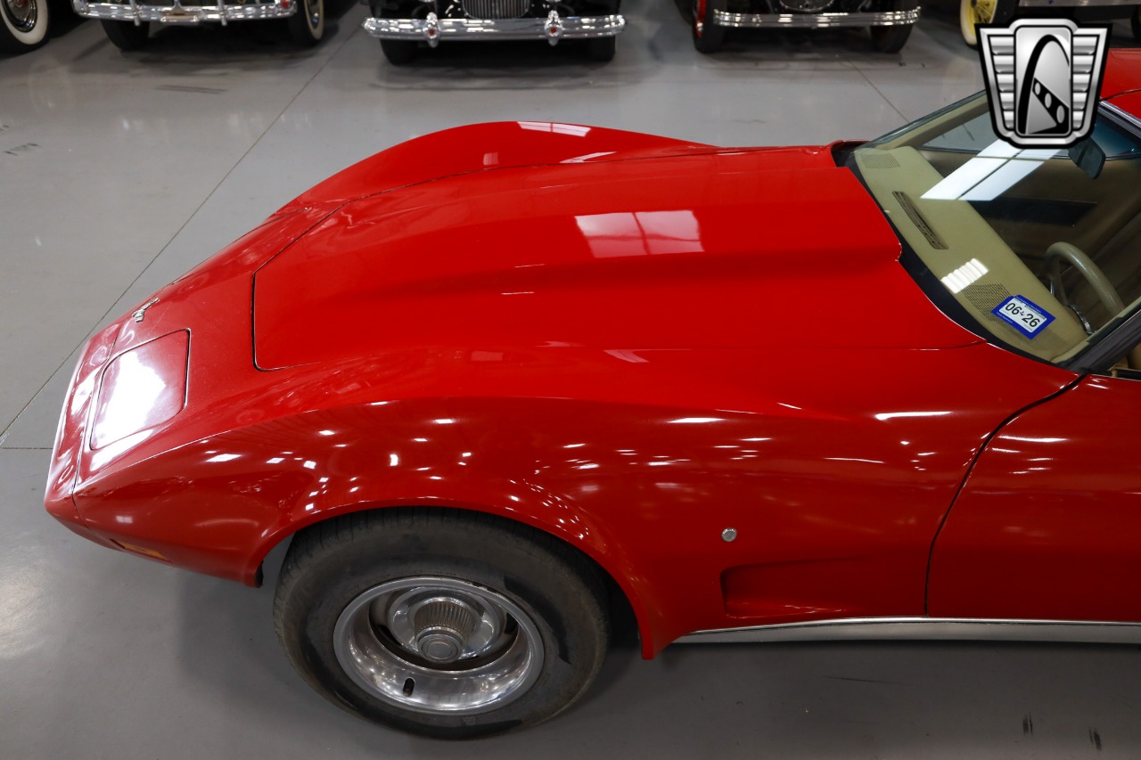 1977 Chevrolet Corvette 40