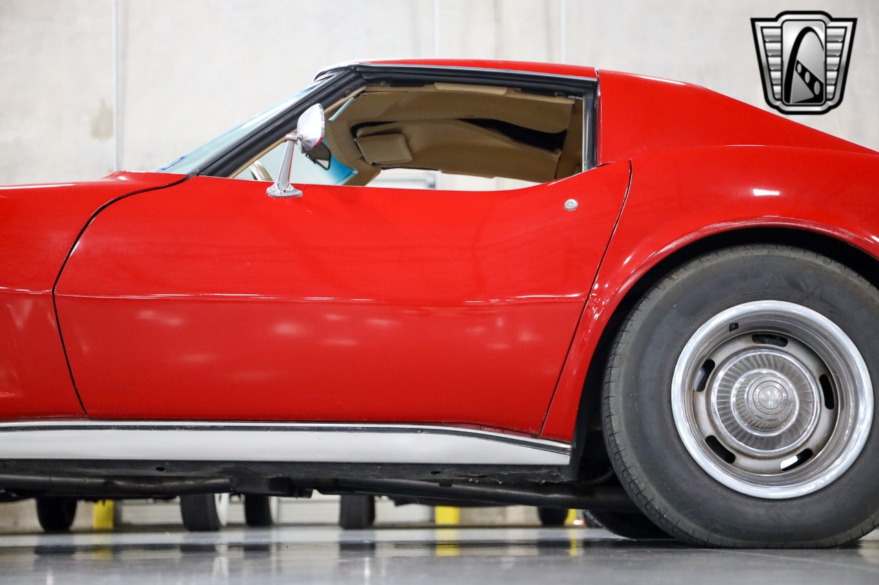 1977 Chevrolet Corvette 44