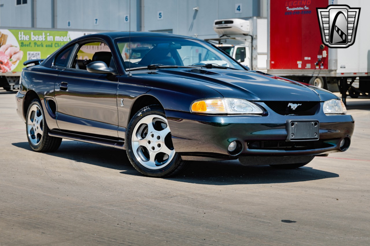 1996 Ford Mustang SVT Cobra 4