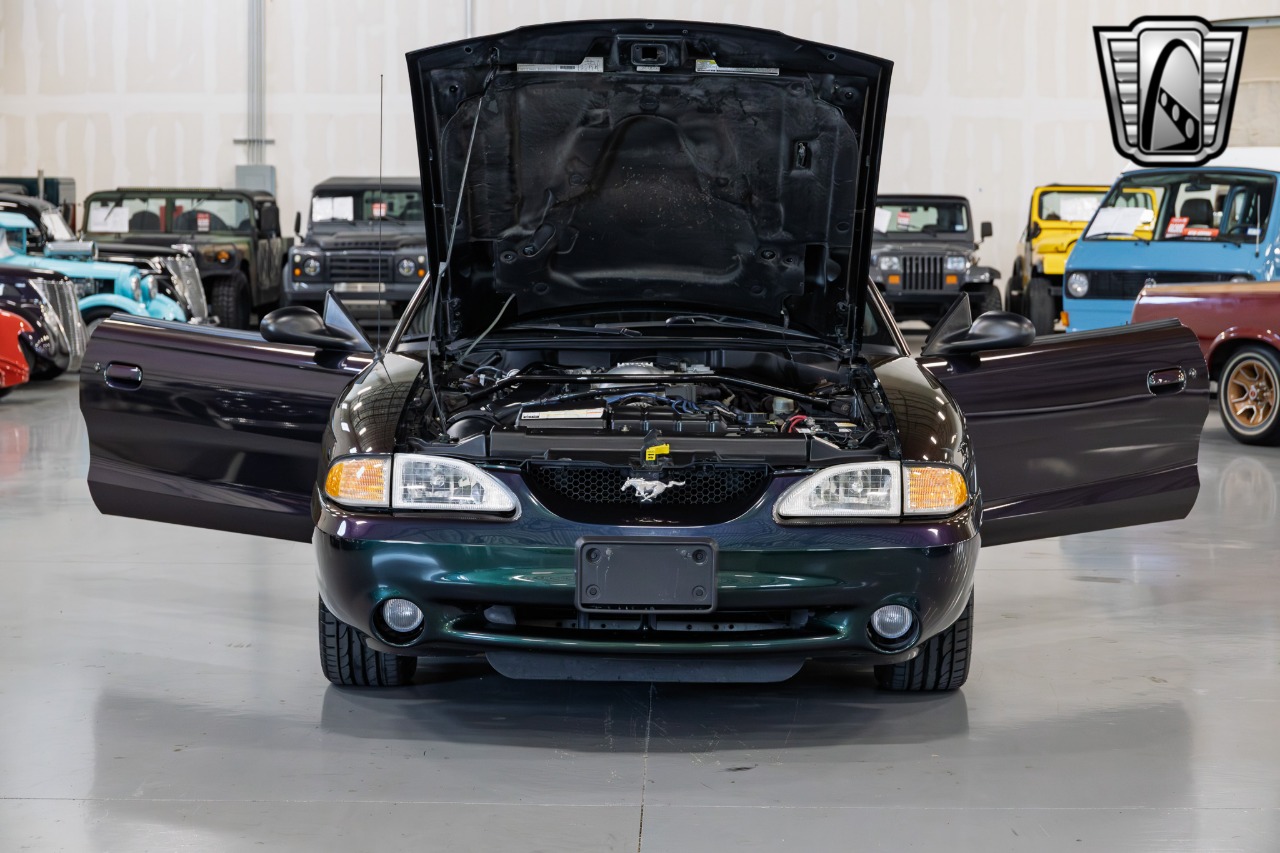 1996 Ford Mustang SVT Cobra 82