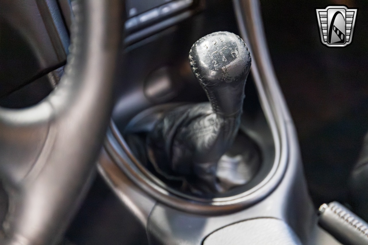 1996 Ford Mustang SVT Cobra 19