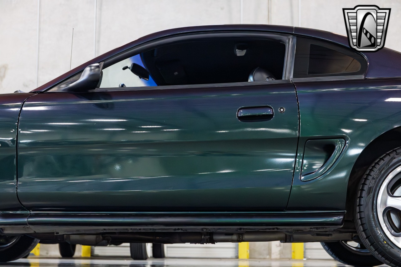 1996 Ford Mustang SVT Cobra 47