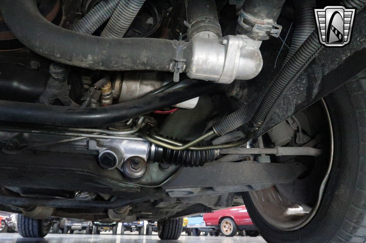 1996 Ford Mustang SVT Cobra 28