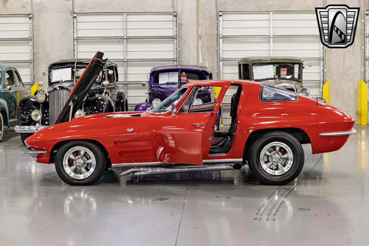 1963 Chevrolet Corvette Replica 74